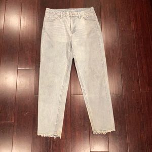 Women’s high rise mom jean
